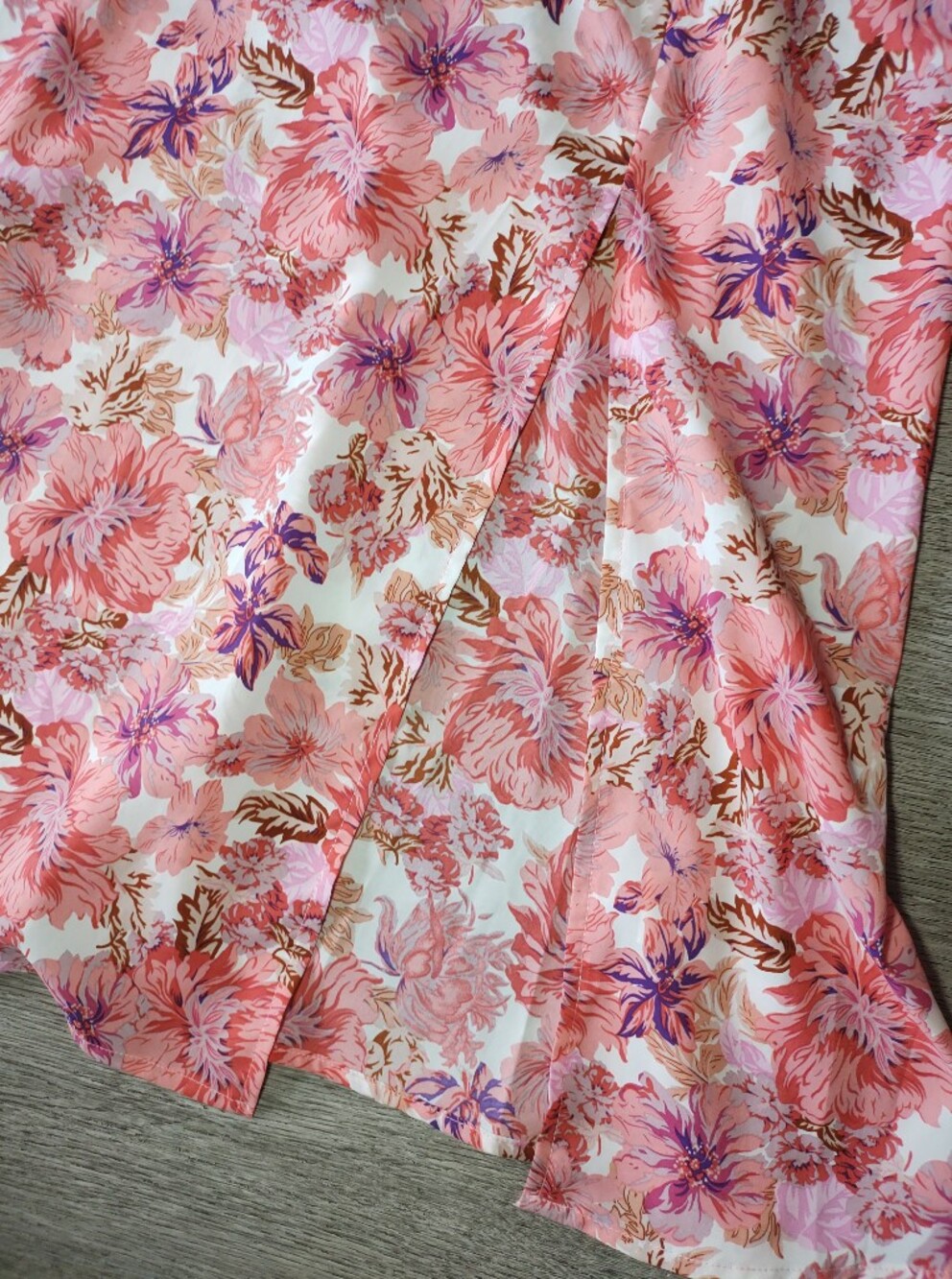 Luxedo Romantic Pink Floral Heart-Neck Puff-Sleeve Midi Dress - Picture 12 of 13